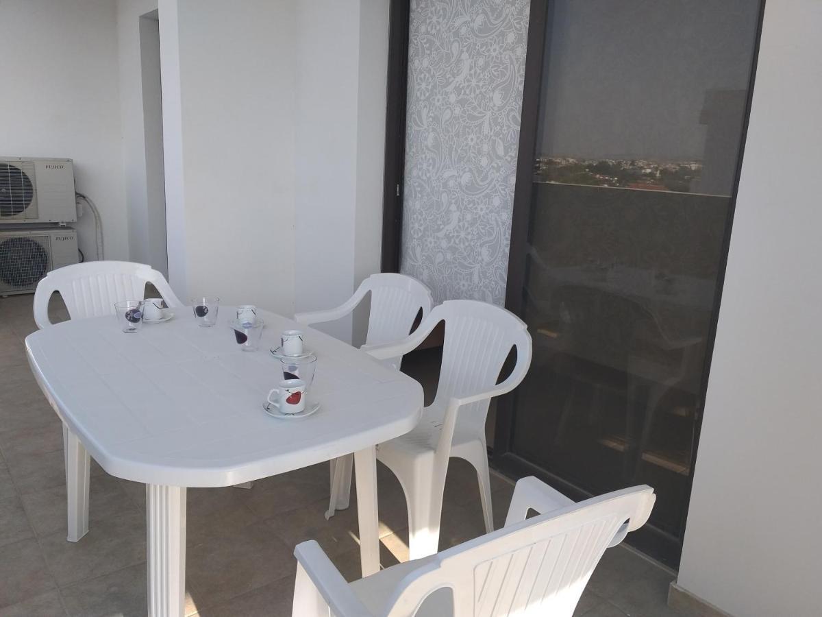 לרנקה Horizon Luxury Apartment 4 מראה חיצוני תמונה