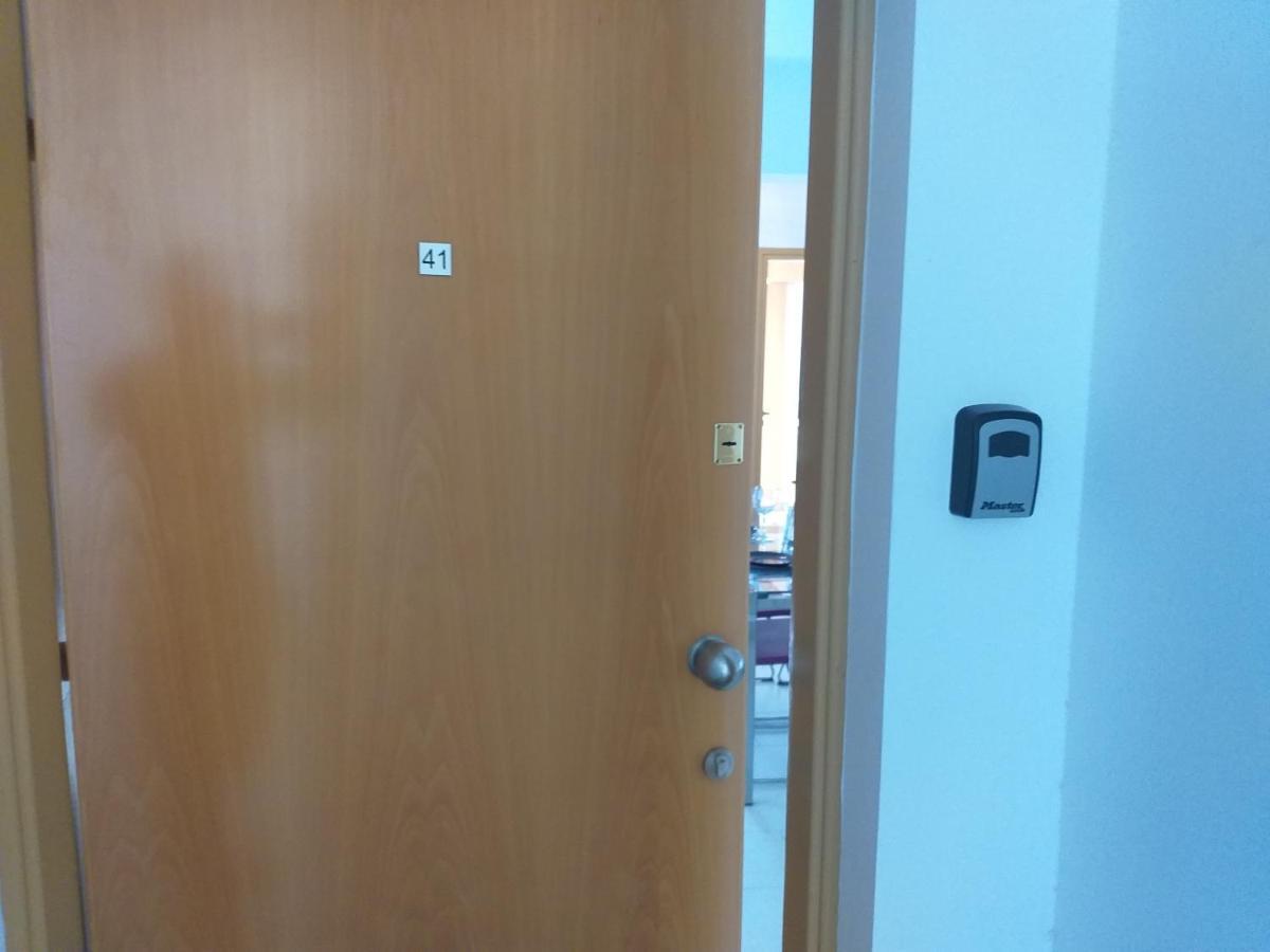 לרנקה Horizon Luxury Apartment 4 מראה חיצוני תמונה